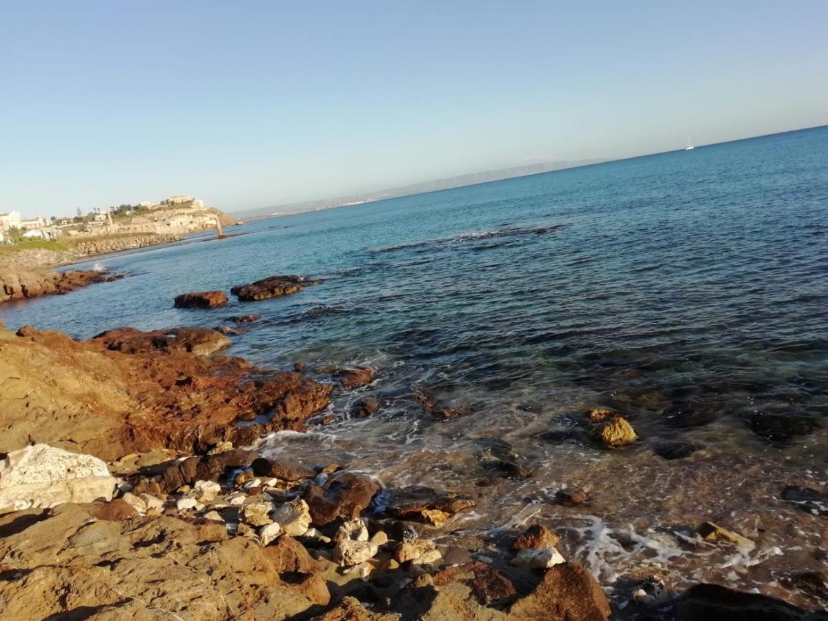 La Trinacria Di Capo Passero Portopalo Di Capo Passero Экстерьер фото